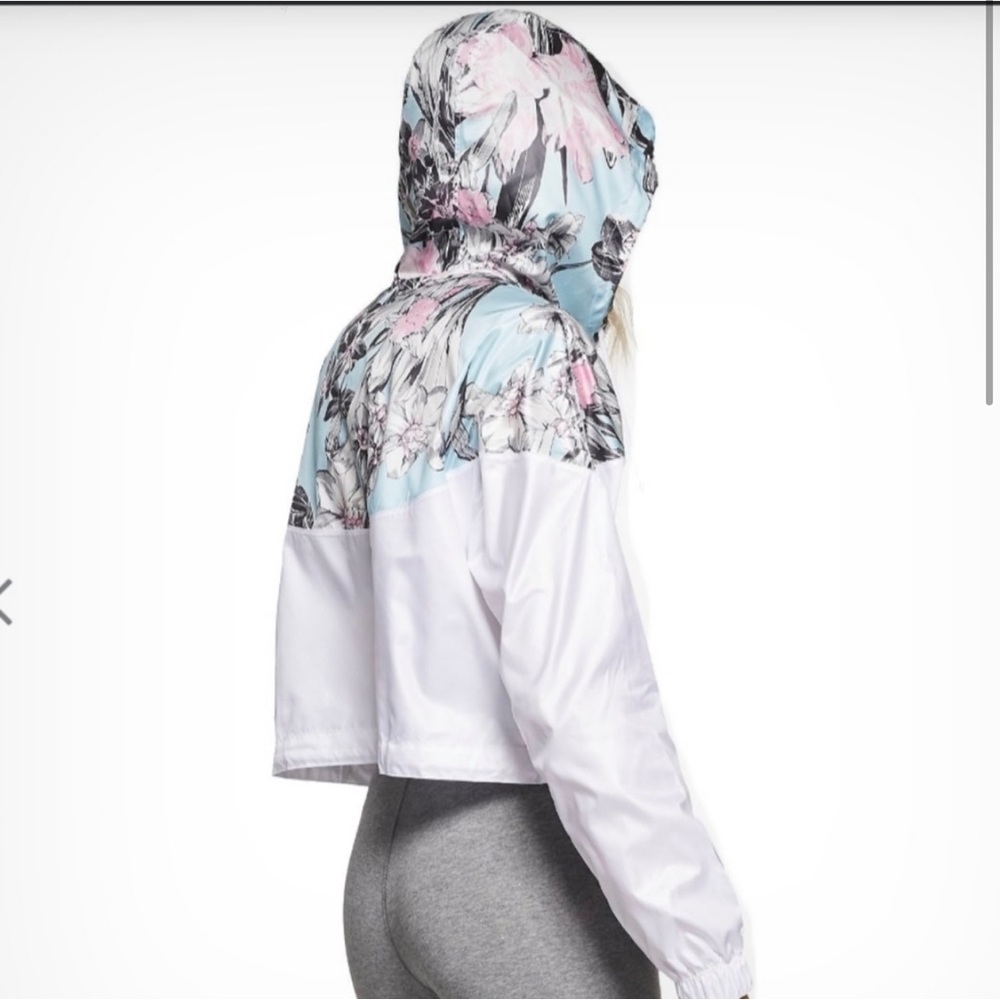 Nike Women's Hyper Femme Crop Windrunner White  XL - Picture 2 of 10